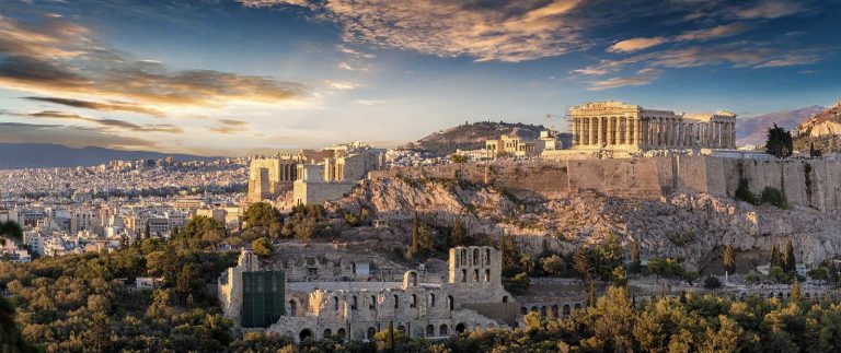 New tax laws in Greece lure investors during economic boom