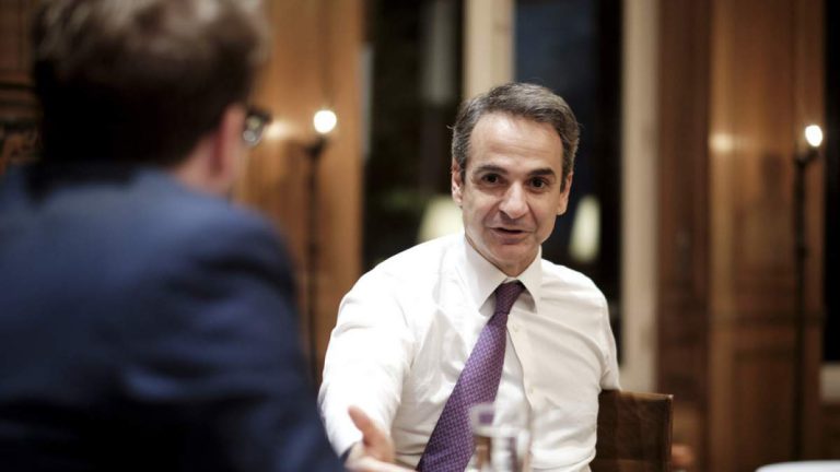 Mitsotakis on Greece’s refugee policies: “we will send you back”