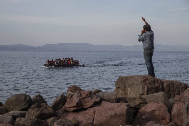 Greece to build “floating barrier system” to prevent migrants entering by sea