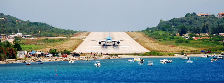 Passenger traffic in Greek airports sees all time high