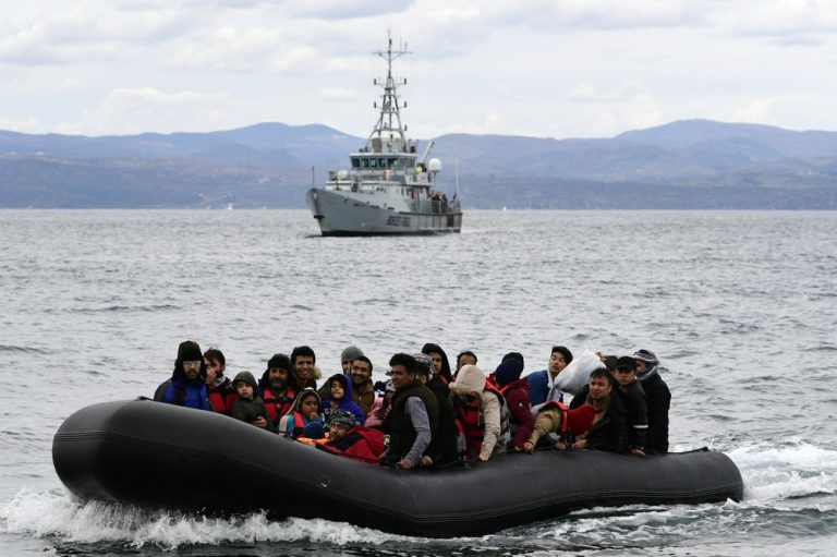 Turkey moves ahead with threats to send refugees to Greece