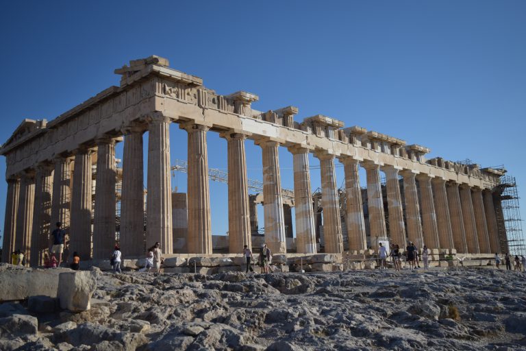 Acropolis hill to reopen on May 18 as Greece eases coronavirus ban