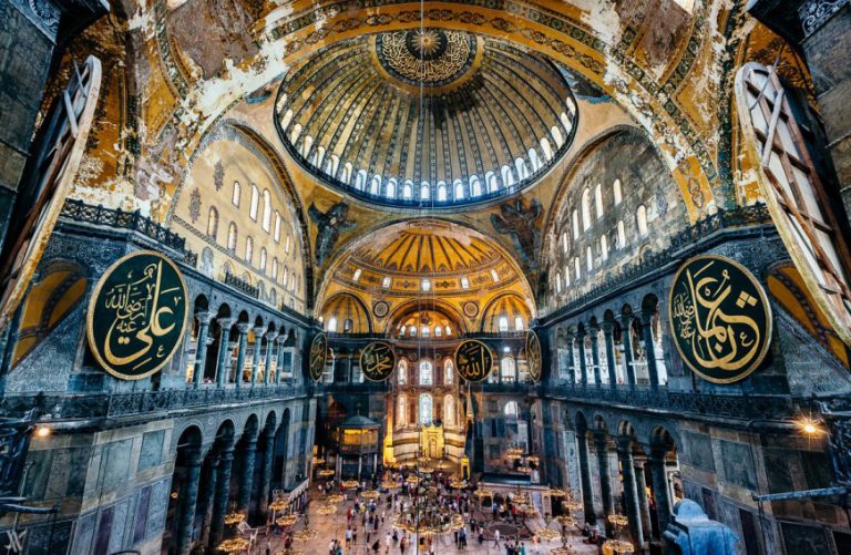 Hagia Sophia: From World Heritage monument to the mosque of sultans