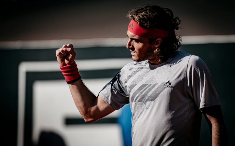 Tsitsipas through to Hamburg semi-finals