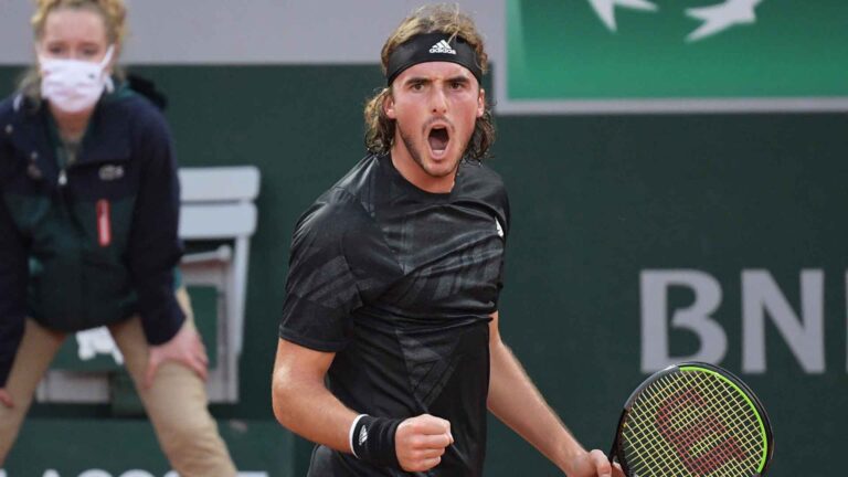 Stefanos Tsitsipas survives first-round scare in five-set win over Munar