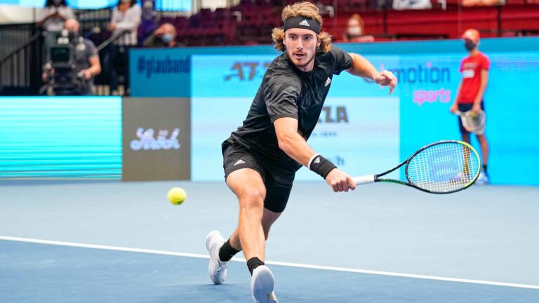 Stefanos Tsitsipas crushes German  opponent in Vienna