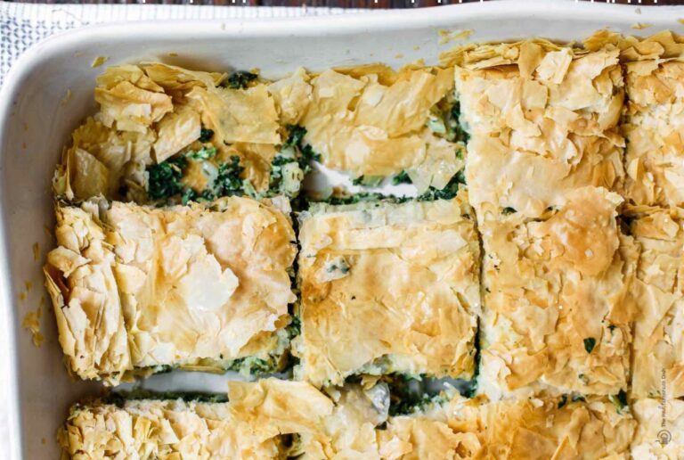 Traditional Greek Recipes: Spanakopita (Spinach and Feta Pie)