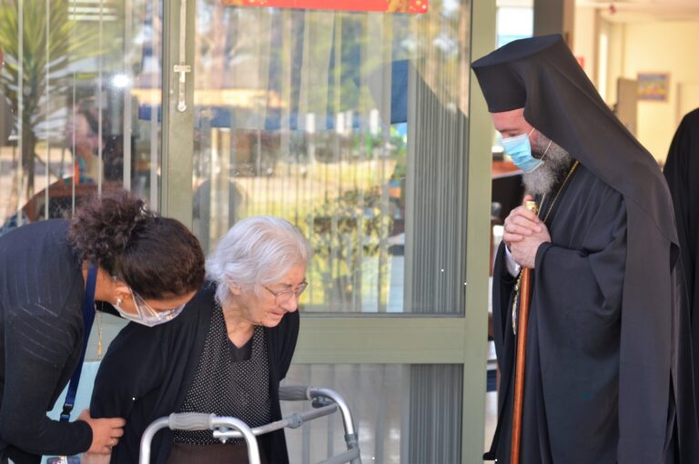 Archbishop Makarios visits St Basil’s Fawkner as borders reopen