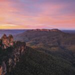 159801-Three-Sisters-Sunrise-over-Jamison-Valley-in-the-Blue-Mountains