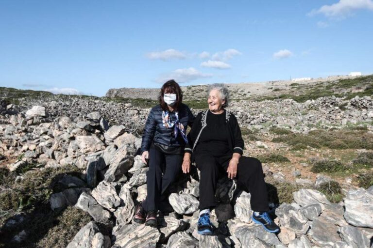 Greek President visits sole inhabitant of Kinaros
