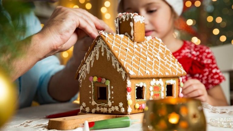 Gingerbread: Greek history behind iconic Christmas tradition