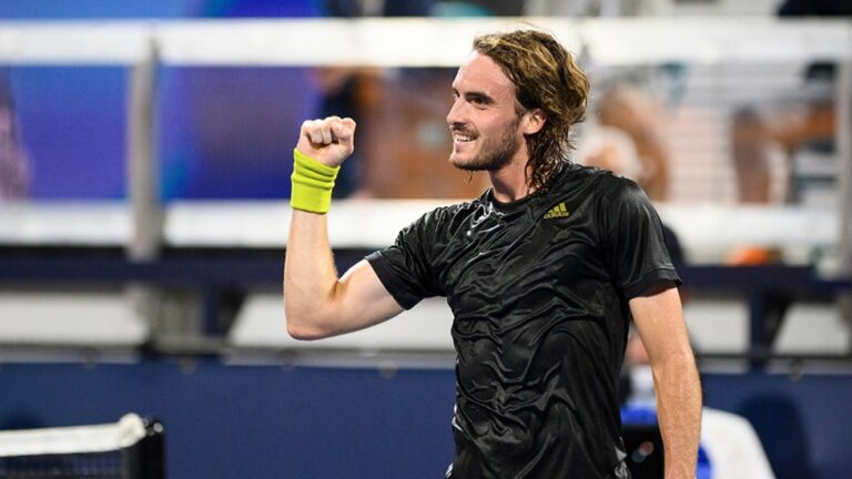 Stefanos Tsitsipas reaches his first quarter-final at the Miami Open