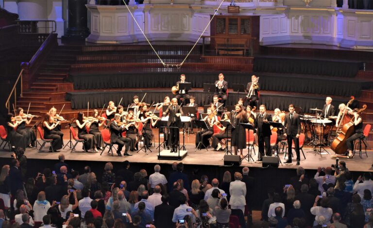 The Hymn to Liberty: George Ellis dazzles Greeks in Sydney performance