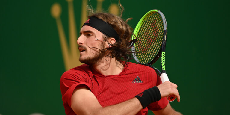 Eight matches unbeaten: Stefanos Tsitsipas advances through to Barcelona semi-finals