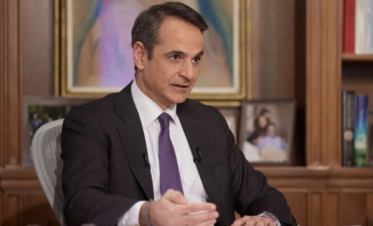Greece limits use of AstraZeneca vaccine to people over 30