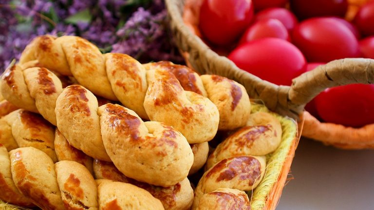 Greek Easter Cookies (Koulourakia): A recipe by George Diakomichalis