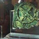 Antikythera_Mechanism_-_National_Archaeological_Museum_Athens_by_Joy_of_Museum