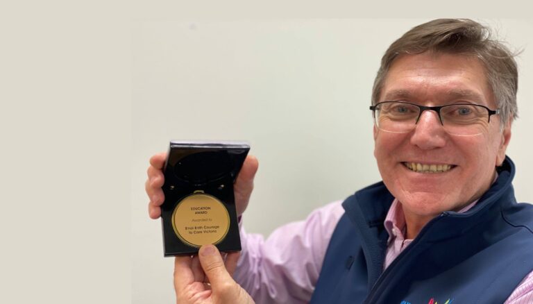 Greek Australian CEO Mike Zervos receives Multicultural Education Award for Courage to Care Vic