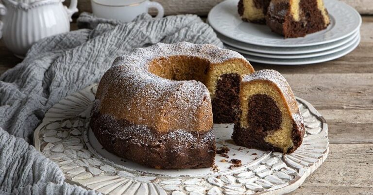 Traditional Greek Recipes: Marble cake
