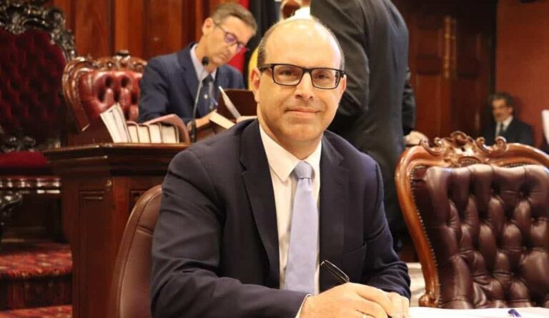 Peter Poulos sworn in as newest NSW Legislative Council Member