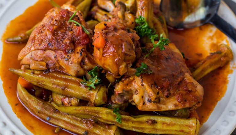 Traditional Greek Recipes: Okra with tomato sauce & chicken drumsticks