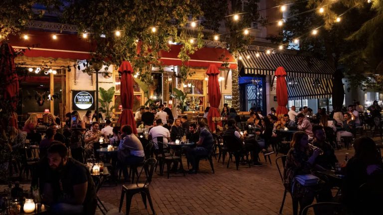 Two-tier system for Greece’s entertainment venues awards those who are vaccinated