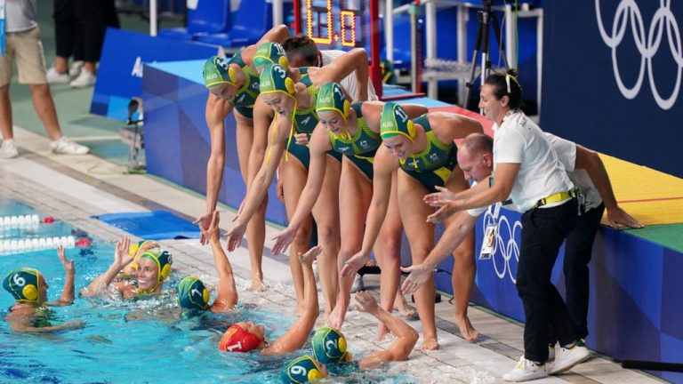 Lea Yanitsas shines against Canada as Aussie Stingers claim first Olympics win