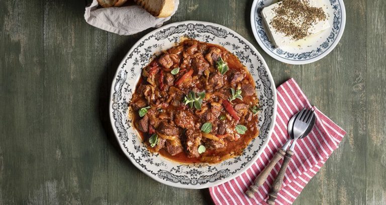 Traditional Greek Recipes: Greek drunken pork stew (Bekri meze)