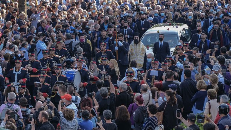 Thousands gather for composer Mikis Theodorakis’ funeral