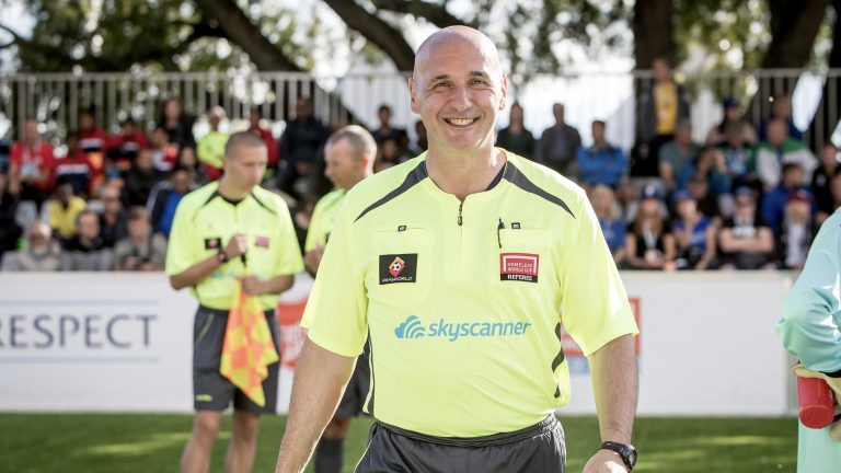 Football Victoria referee Hary Milas dies