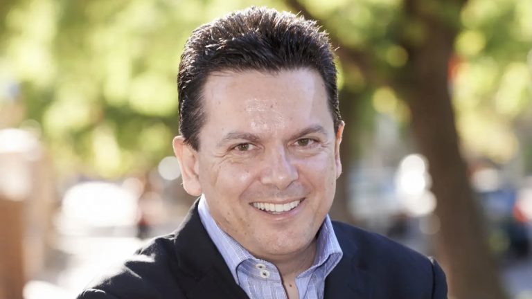 Nick Xenophon preparing political return