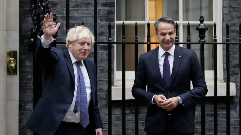 UK PM rebuffs Greek PM’s demand for talks on Parthenon marbles