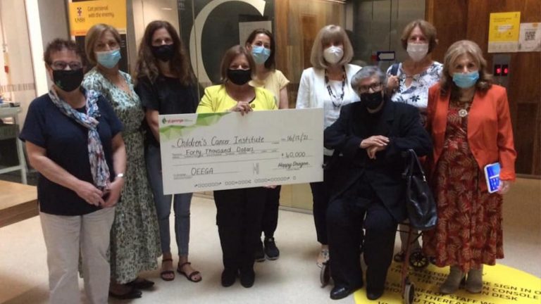 OEEGA NSW present cheque to Children’s Cancer Institute