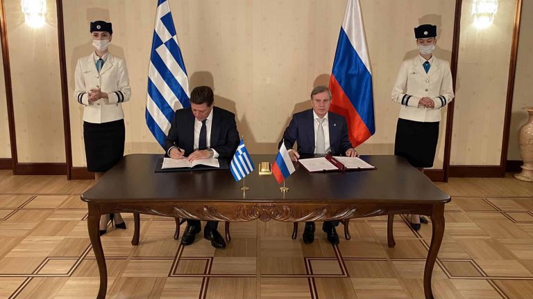 Greece and Russia sign cooperation protocol