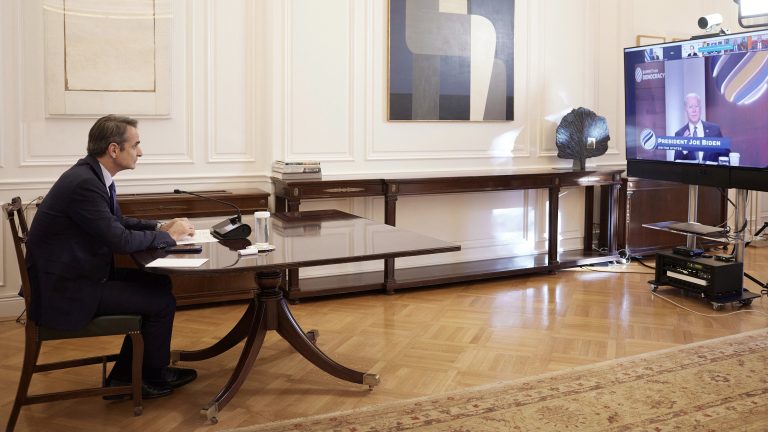 Greeks reject populism, Mitsotakis tells Biden’s Summit for Democracy