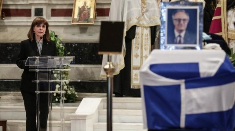 Former President of Greece Christos Sartzetakis laid to rest in Athens