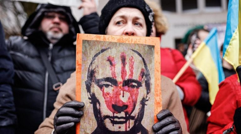 Ancient Greeks had a way of dealing with men like Putin before they got dangerous