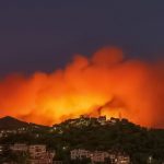 Penteli-Wildfire-Photo-Twitter-User-Stavros-Papakonstantinidis-2-1