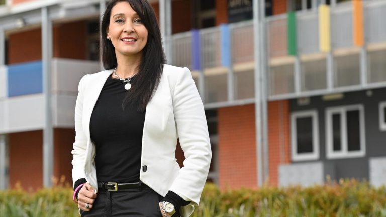 Heather Makris urges more people to become organ donors in Australia