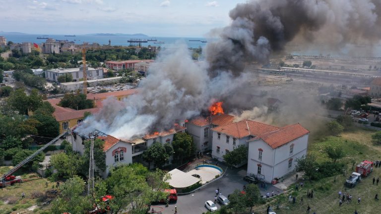 Greek leaders react to fire at historical Balıklı Greek Hospital in Istanbul