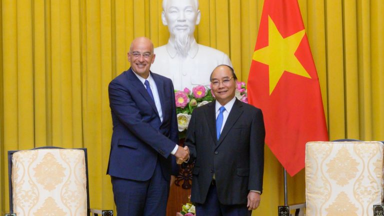 Greece and Vietnam vow to strengthen bilateral relations