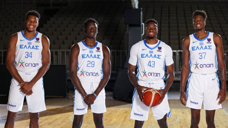 LeBron James reacts to Antetokounmpo brothers playing for Greece’s EuroBasket team