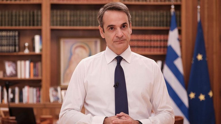 Greek Prime Minister denies knowing of PASOK leader’s phone tapping