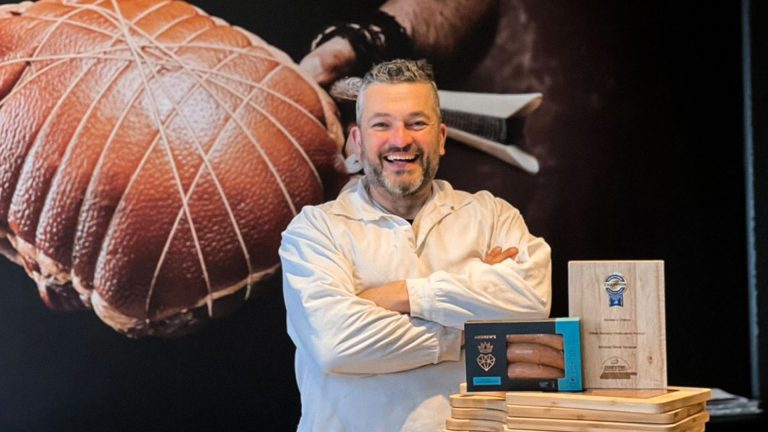 ‘Proud moment for Hellenic cuisine’: Andrew Vourvahakis’ loukaniko named best in Australia