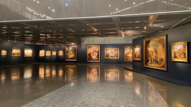 A rare painting exhibition by European Hellenes debuts in Thessaloniki