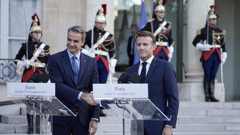 Leaders of Greece and France meet to discuss energy crisis, East Med tensions