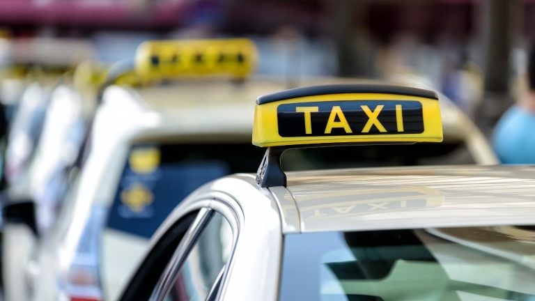 NSW Government announces $645 million assistance package for taxi industry