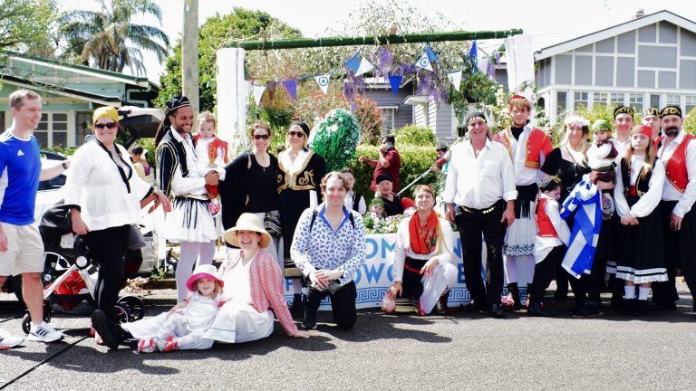 Queensland Greeks march in Toowoomba Floral Parade for first time in over 30 years