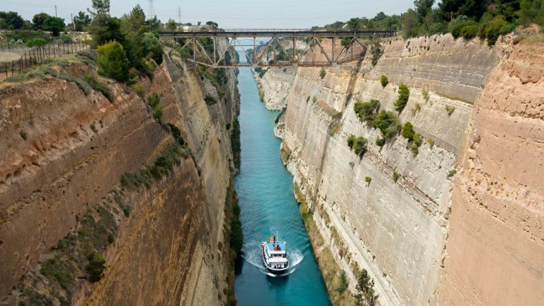 Corinth Canal shuts for second phase of restoration works