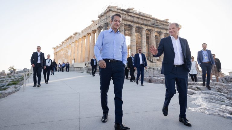 German Chancellor condemns Turkish challenges against Greece’s sovereignty